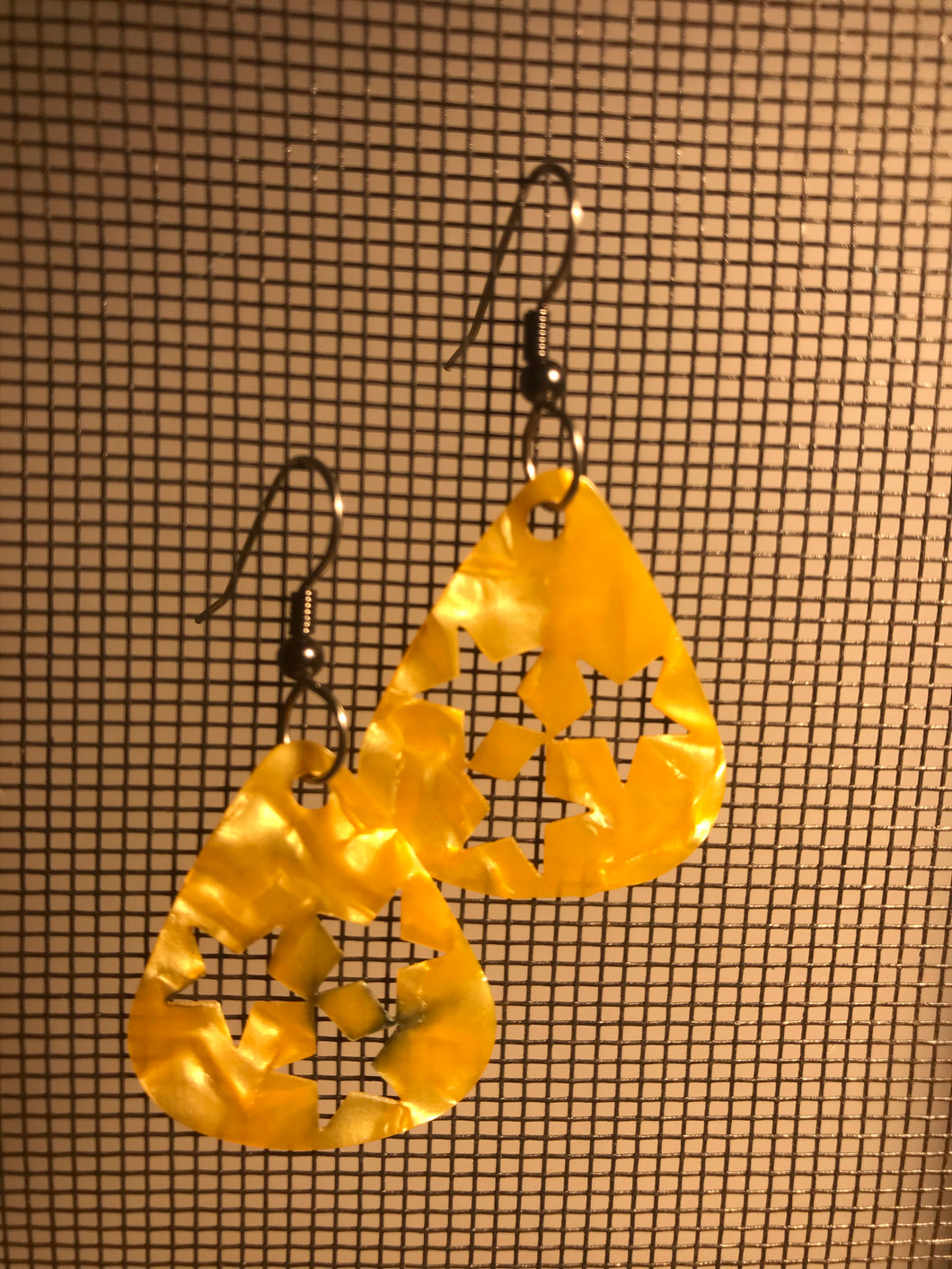 Earrings(wooden with stainless steel hooks)100